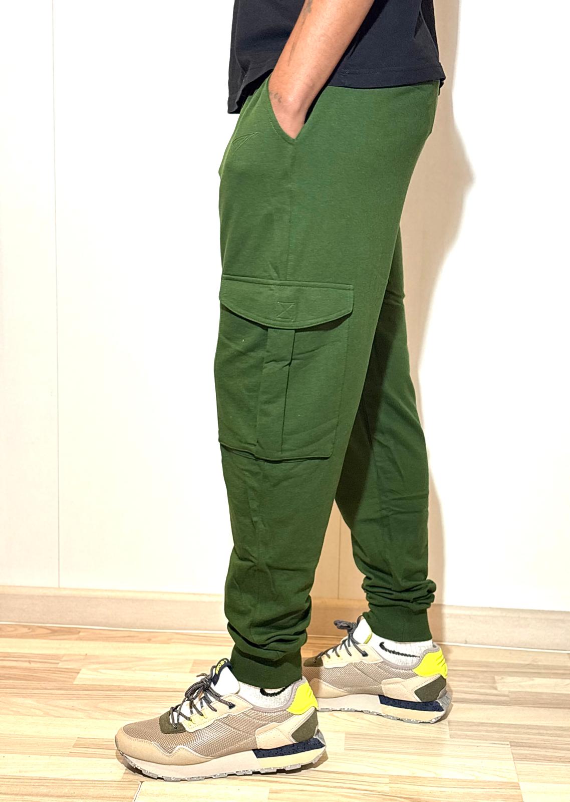 PANTALÓN CARGO VERDE